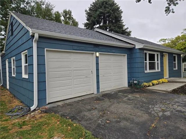 $285,000 | 3604 SW Trafficway, Kansas City, MO 64111