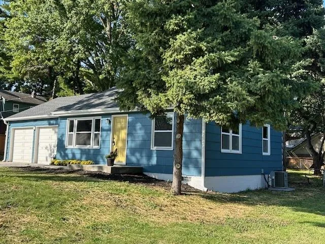 $285,000 | 3604 SW Trafficway, Kansas City, MO 64111