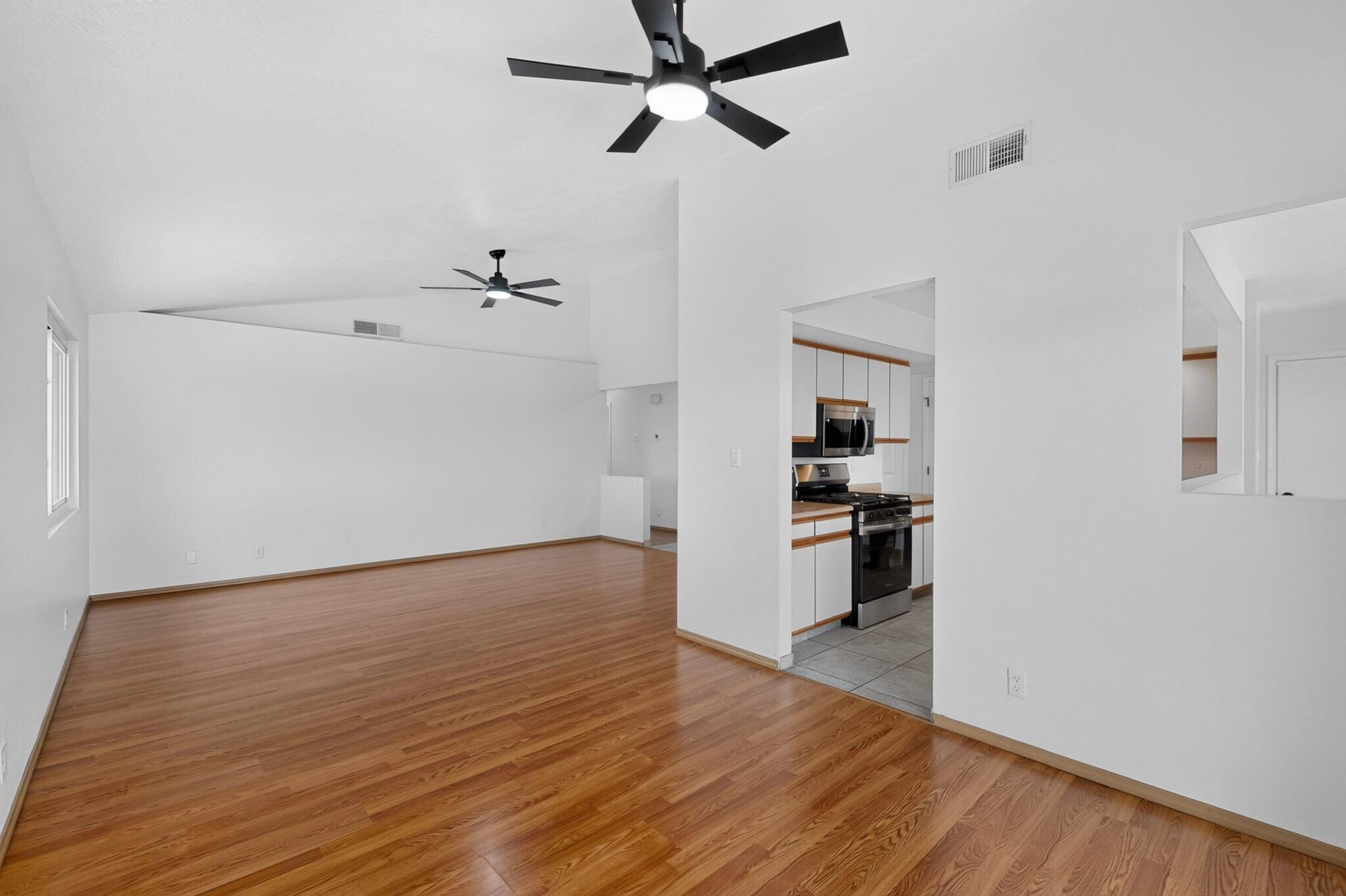 729 Silver Court Northeast Rio Rancho, NM 87124 - Photo 18 of 35 Gallery Image 18