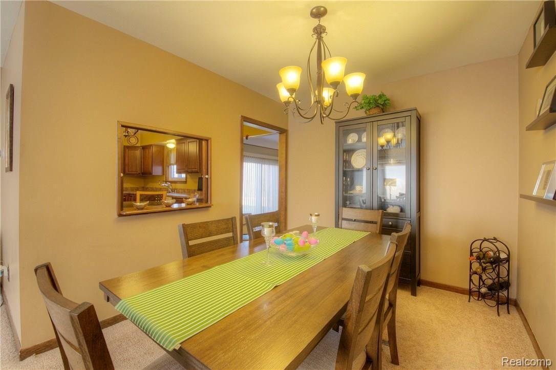 1333 Wagon Wheel Road Canton, MI 48188 - Photo 9 of 34 9 Dining.jpg