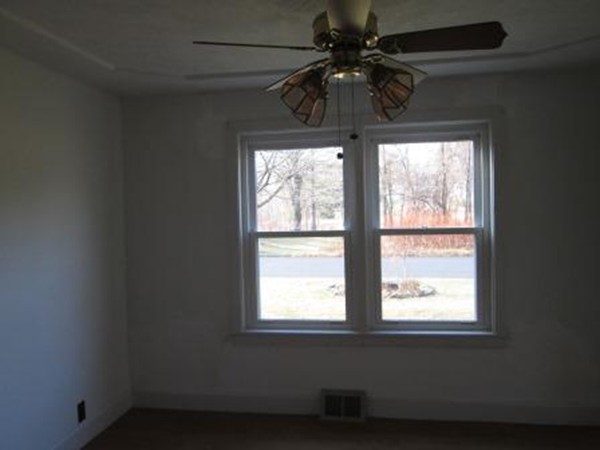 15 Fairview Road Lunenburg, MA 01462 - Photo 17 of 20 Gallery Image 17