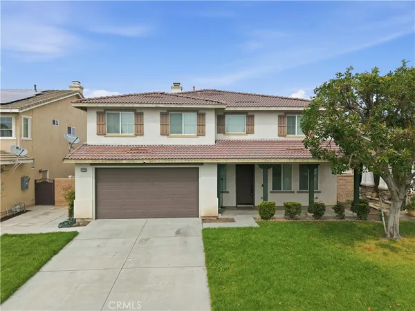 $1,075,000 | 6710 Black Hawk Road, Eastvale, CA 92880