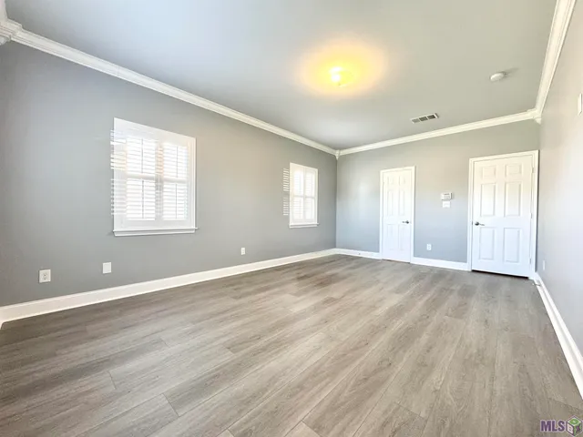 $2,800 | 11083 South Bayou View Drive, Gonzales, LA 70737