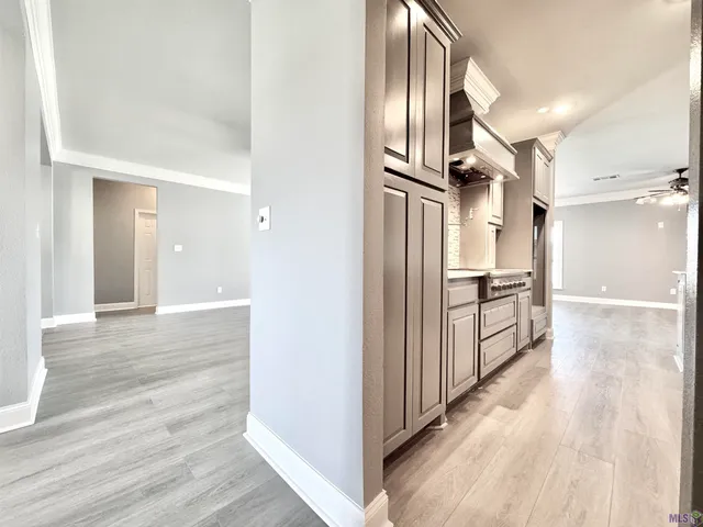 $2,800 | 11083 South Bayou View Drive, Gonzales, LA 70737