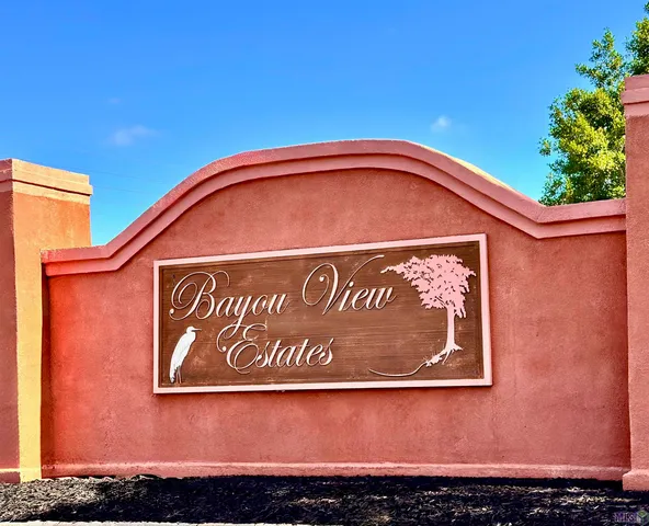 $2,800 | 11083 South Bayou View Drive, Gonzales, LA 70737