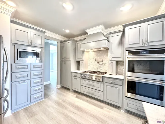 $2,800 | 11083 South Bayou View Drive, Gonzales, LA 70737