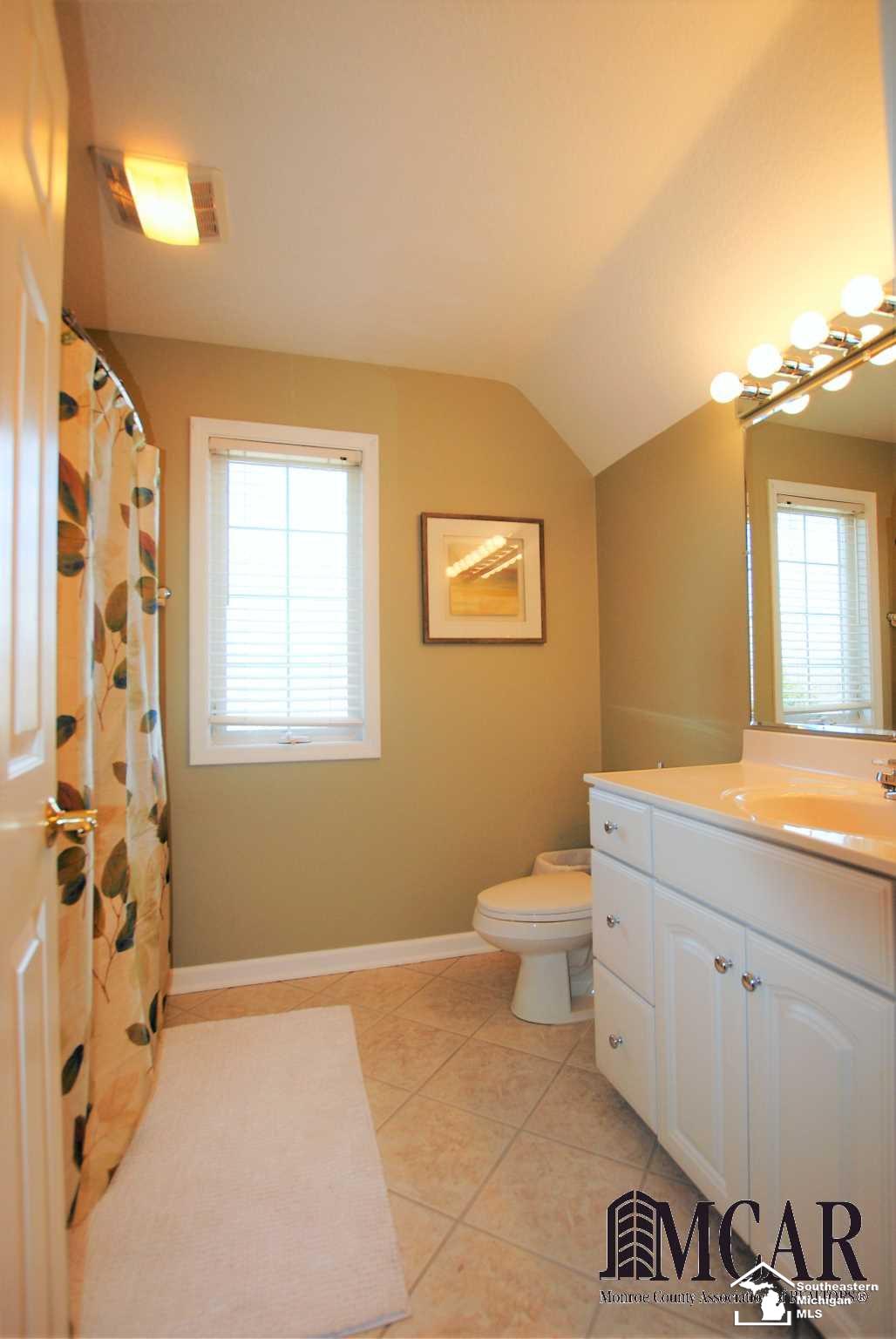 77 East Substation Road Temperance, MI 48182 - Photo 22 of 36 Full Bath