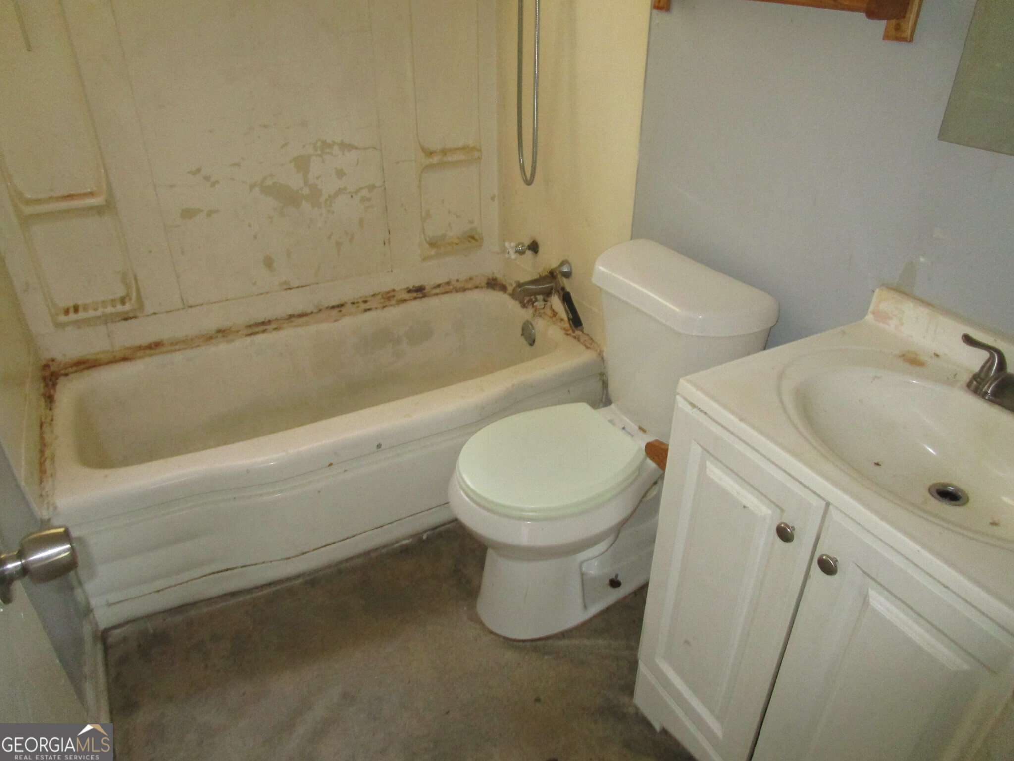 3480 Travis Boulevard Macon, GA 31206 - Photo 8 of 11 a bathroom with a sink and toilet