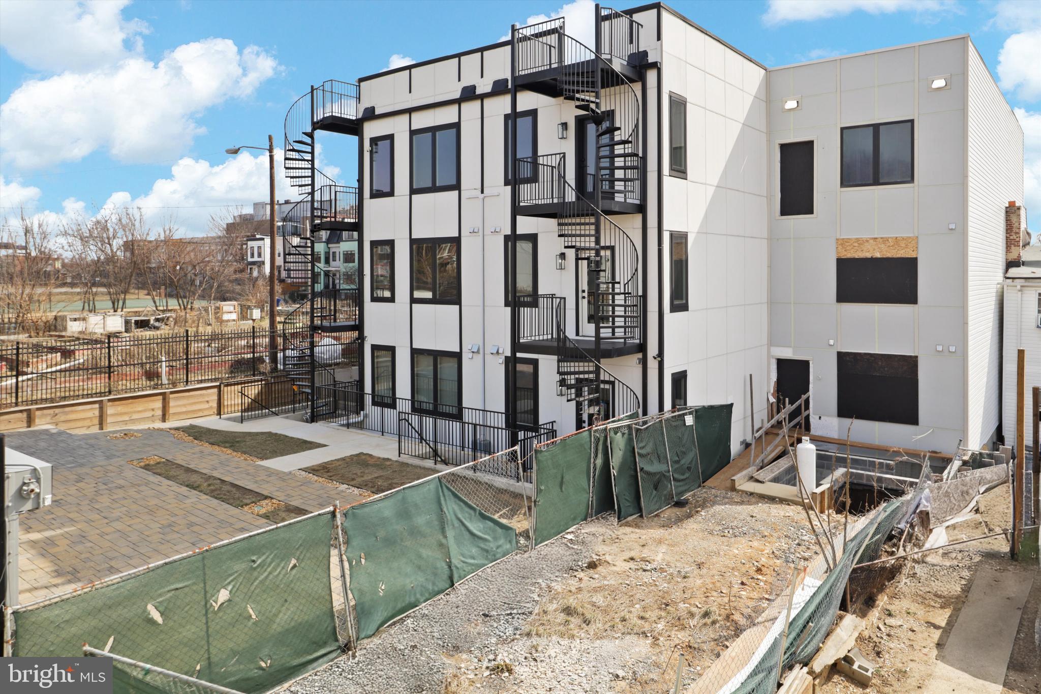 757 Columbia Road Northwest Washington, DC 20001 - Photo 6 of 10 Gallery Image 6