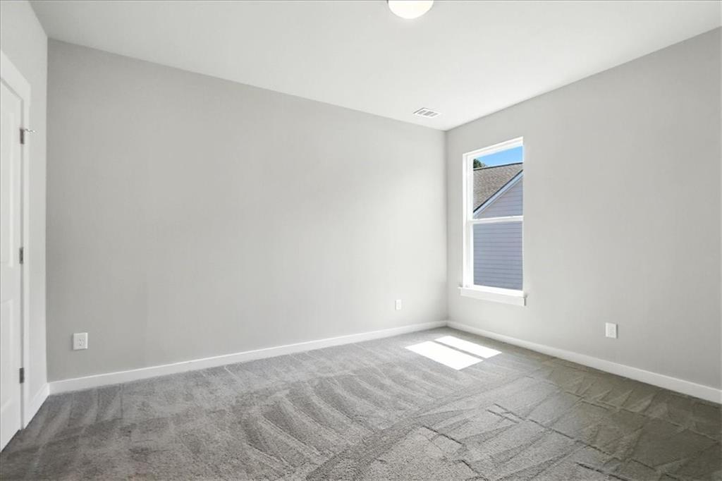 4022 Links Boulevard Jefferson, GA 30549 - Photo 21 of 54 a view of empty room