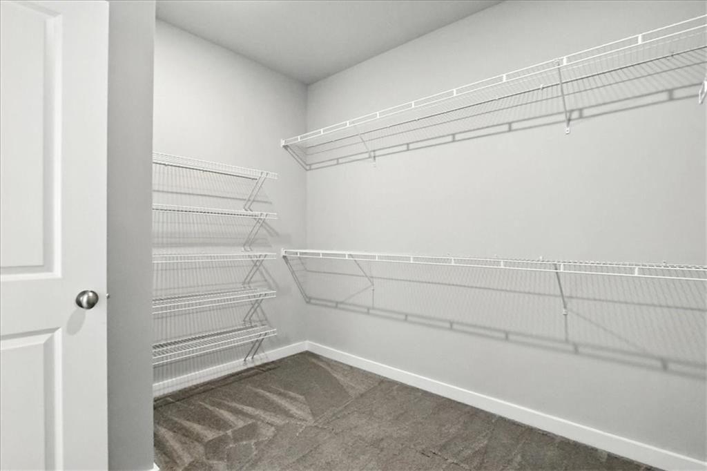 4022 Links Boulevard Jefferson, GA 30549 - Photo 35 of 54 a view of walk in closet