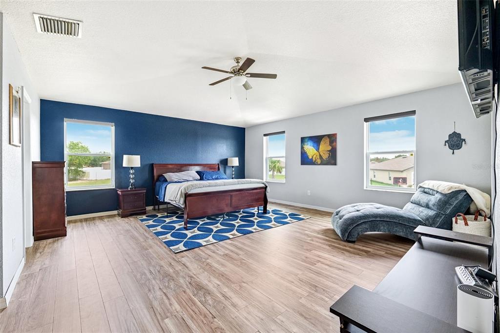 12925 Keefer Court Spring Hill, FL 34609 - Photo 19 of 39