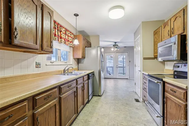 $325,000 | 6841 River Bow Court, St. Louis, MO 63129