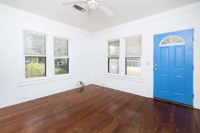 $125,000 | 1104 South Walnut Street, Brady, TX 76825