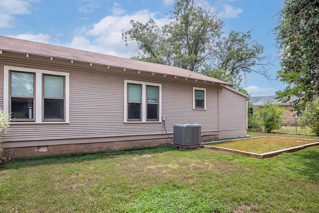 $125,000 | 1104 South Walnut Street, Brady, TX 76825