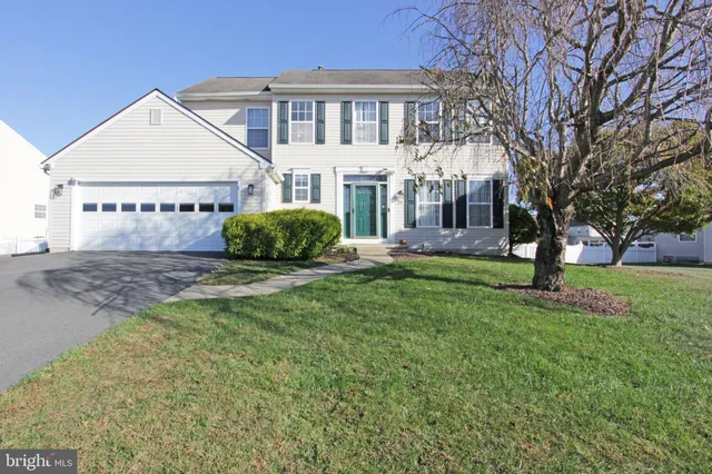 $549,000 | 31 Crestpoint Drive, New Castle, DE 19720