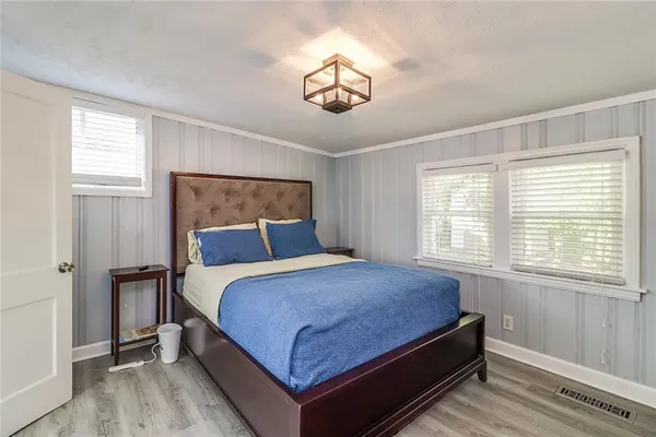 $2,325 | 60 Hardeman Road, Unit B, Sandy Springs, GA 30342