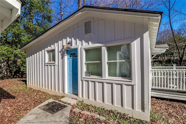 $2,325 | 60 Hardeman Road, Unit B, Sandy Springs, GA 30342