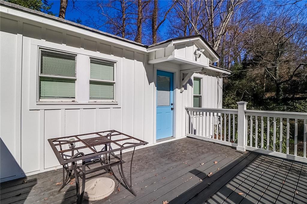 60 Hardeman Road, Unit B Sandy Springs, GA 30342 - Photo 7 of 34