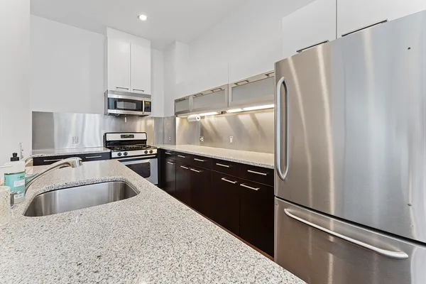 $4,000 | 88 Kingston Street, Unit 1F, Boston, MA 02111