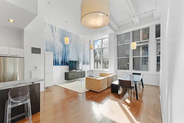 $4,000 | 88 Kingston Street, Unit 1F, Boston, MA 02111