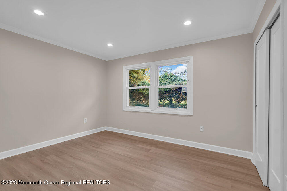 28 Amherst Road Marlboro, NJ 07746 - Photo 25 of 33 dsc02397