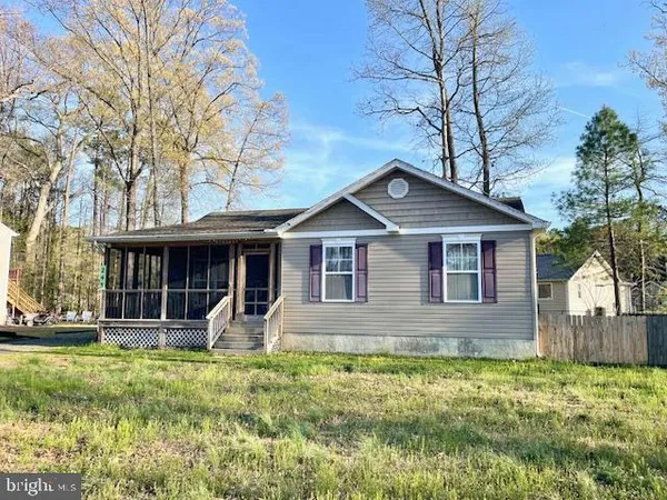 $299,900 | 245 Fort King Drive, Colonial Beach, VA 22443