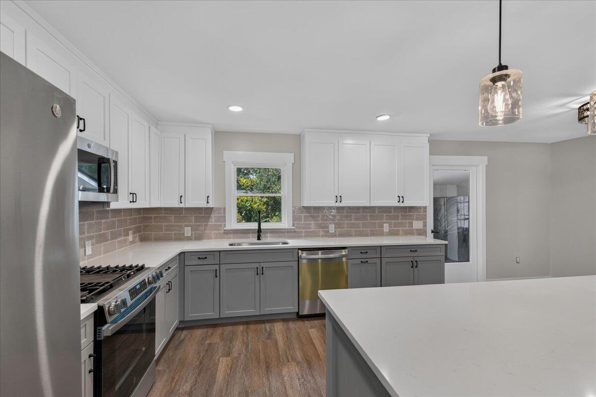 133 County Rd S-18-409 Summerville, SC 29483 - Photo 8 of 25 133 Stephanie Circle
