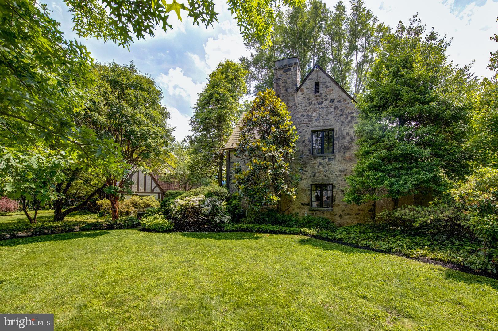 310 Windsor Avenue Wayne, PA 19087 - Photo 31 of 31 Front of 310 Windsor Ave