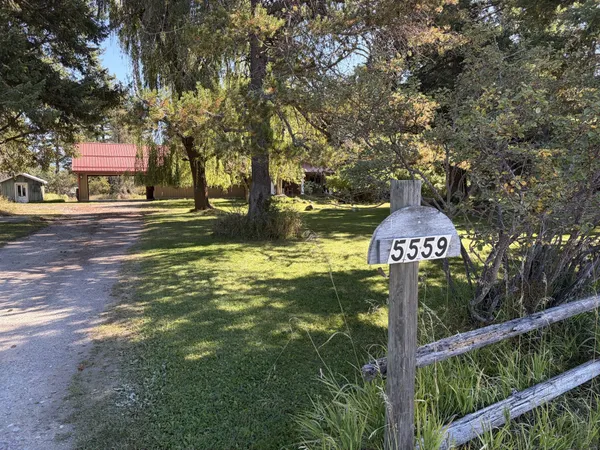 $1,195,000 | 5559 Us Highway South, Whitefish, MT 59937