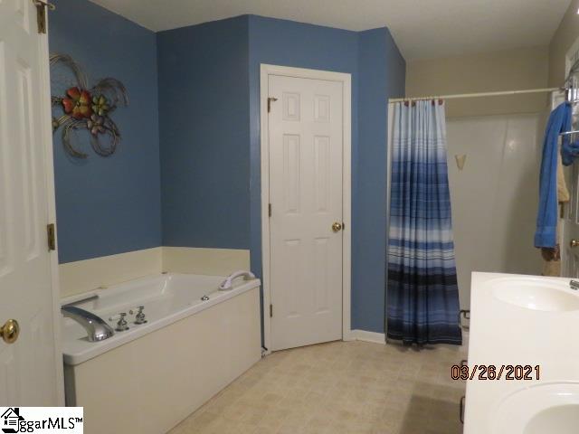 6 Panorama Circle Greer, SC 29651 - Photo 19 of 32 Gallery Image 19