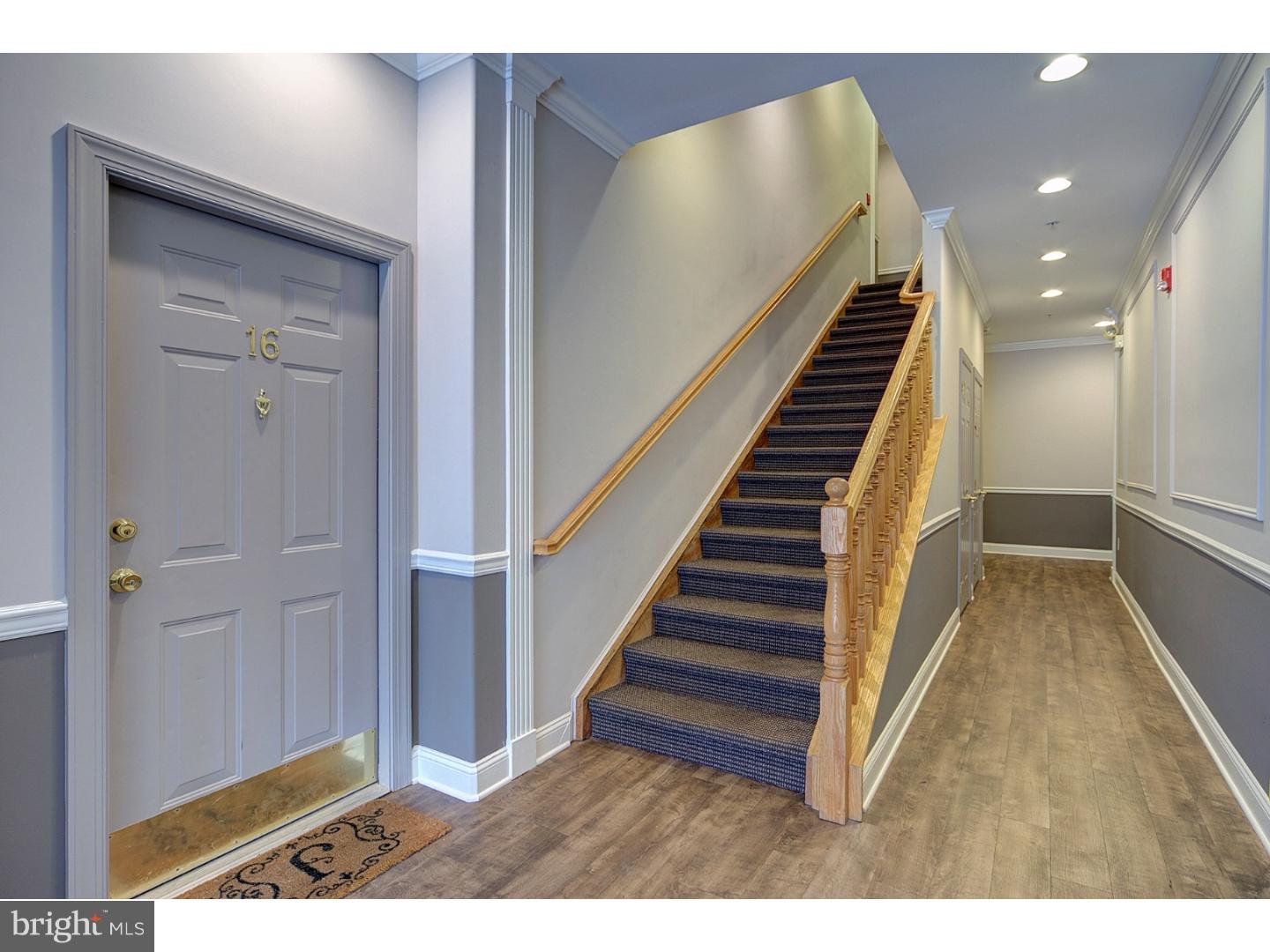 16 Kyle Way Ewing, NJ 08628 - Photo 3 of 24