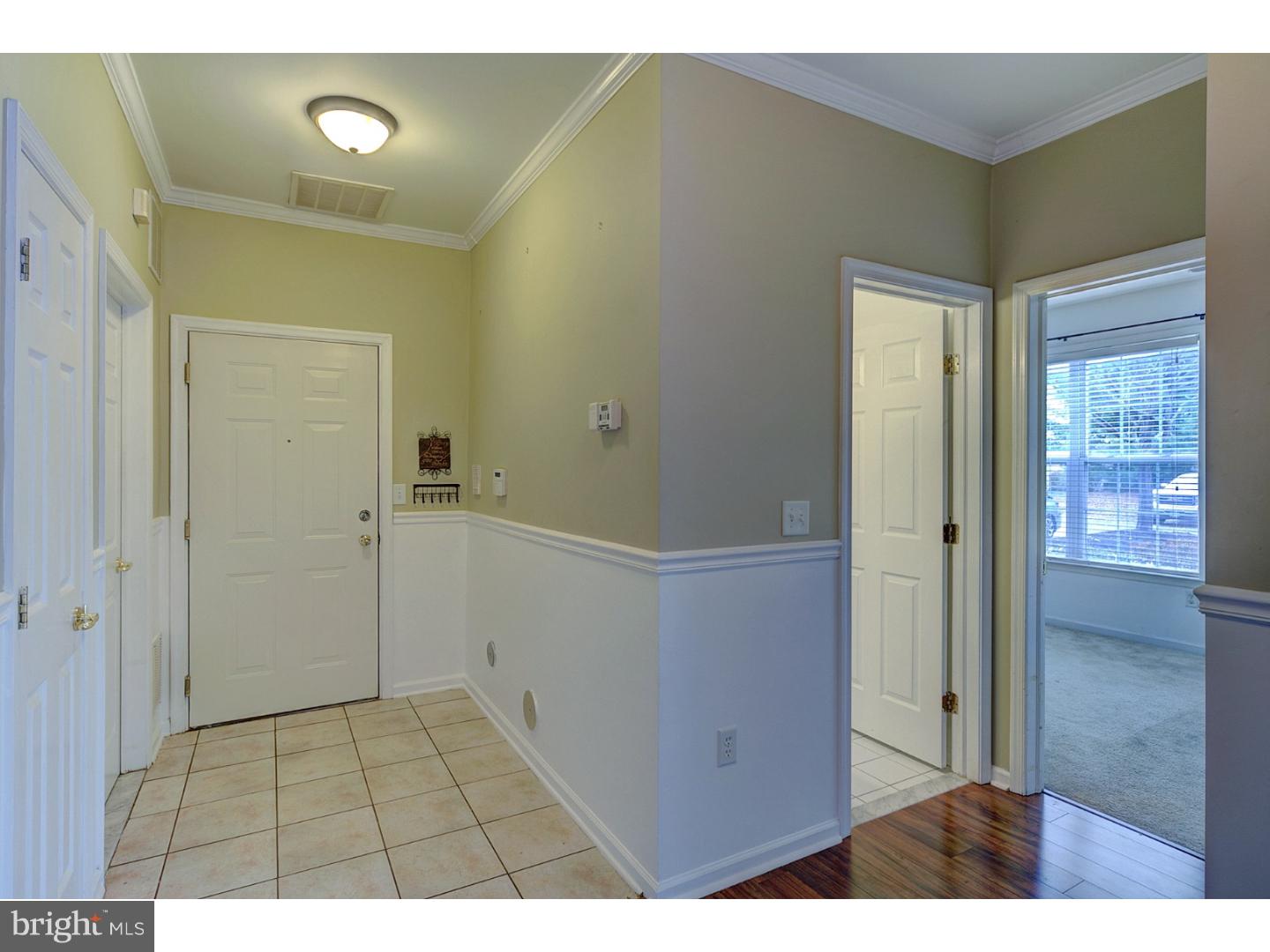 16 Kyle Way Ewing, NJ 08628 - Photo 4 of 24