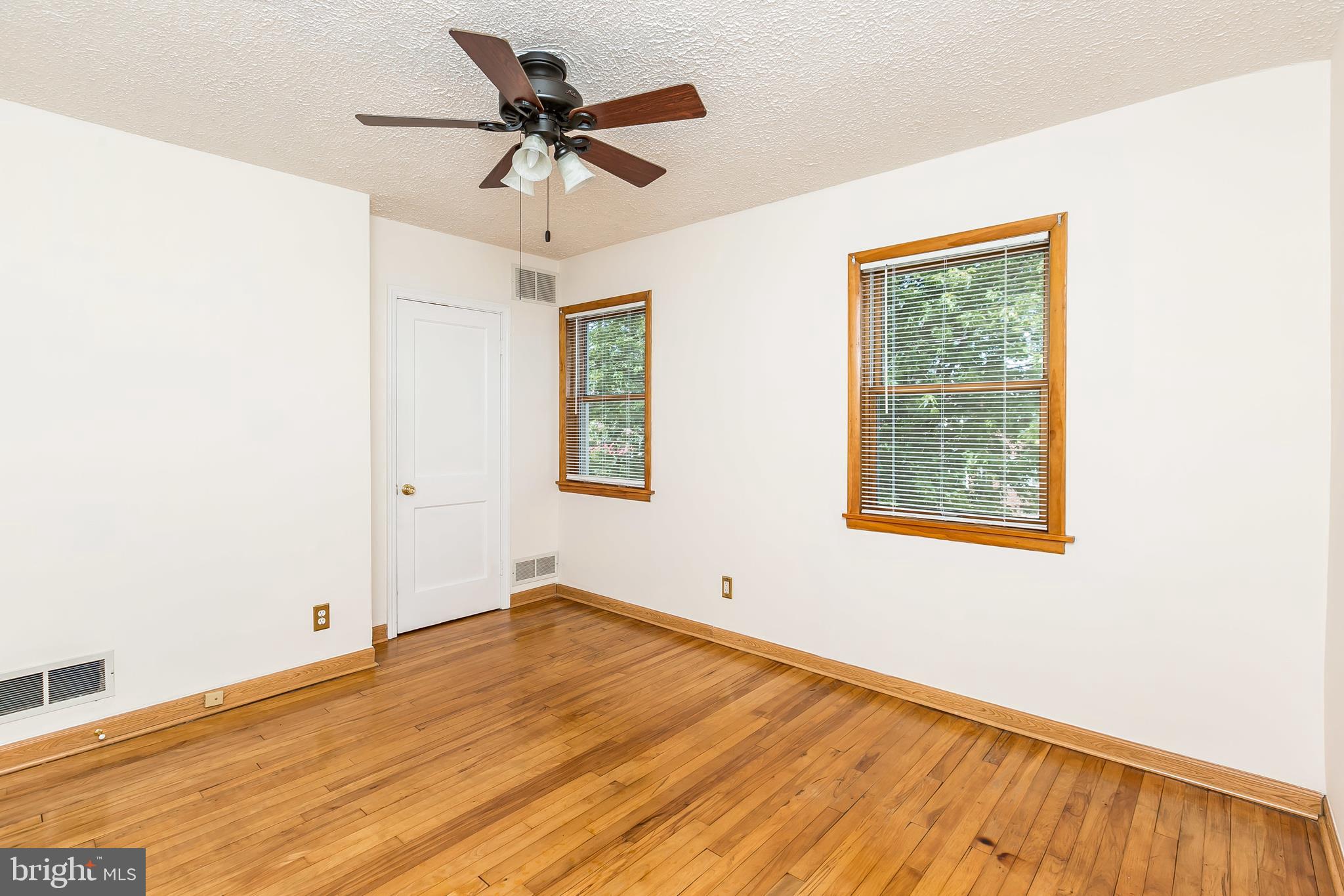 6841 Belclare Road Baltimore, MD 21222 - Photo 10 of 30 Master Bedroom