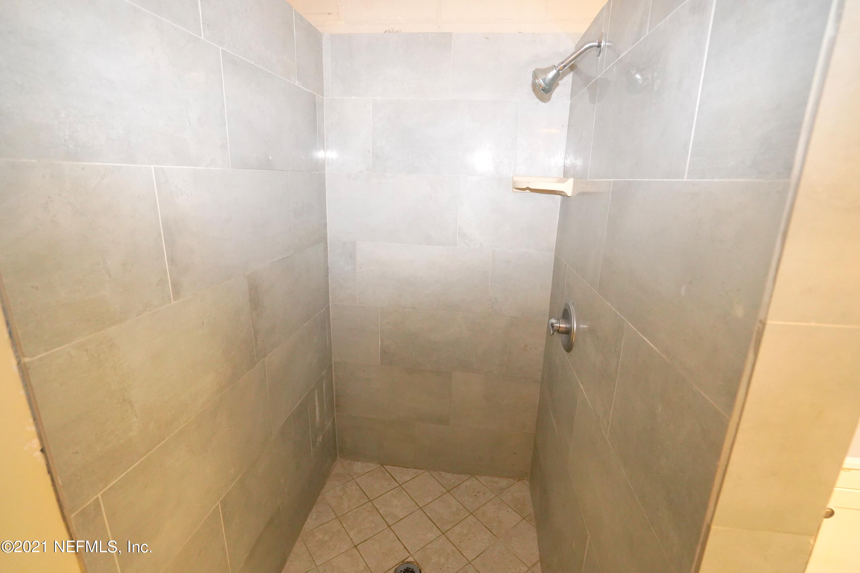 5830 Firestone Road Jacksonville, FL 32244 - Photo 21 of 32 GARAGE-STUDIO SHOWER