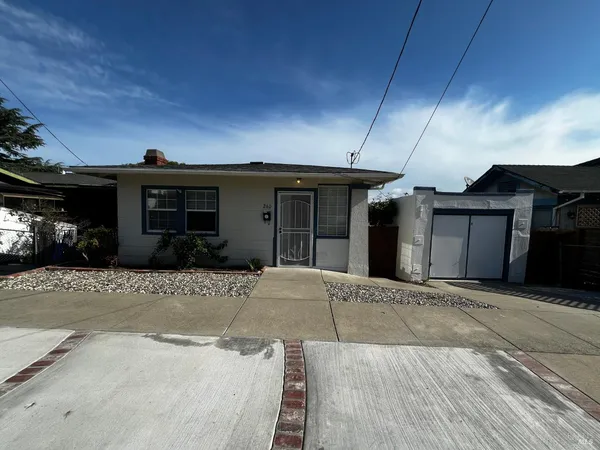 $3,850 | 260 Edwards Street, Crockett, CA 94525