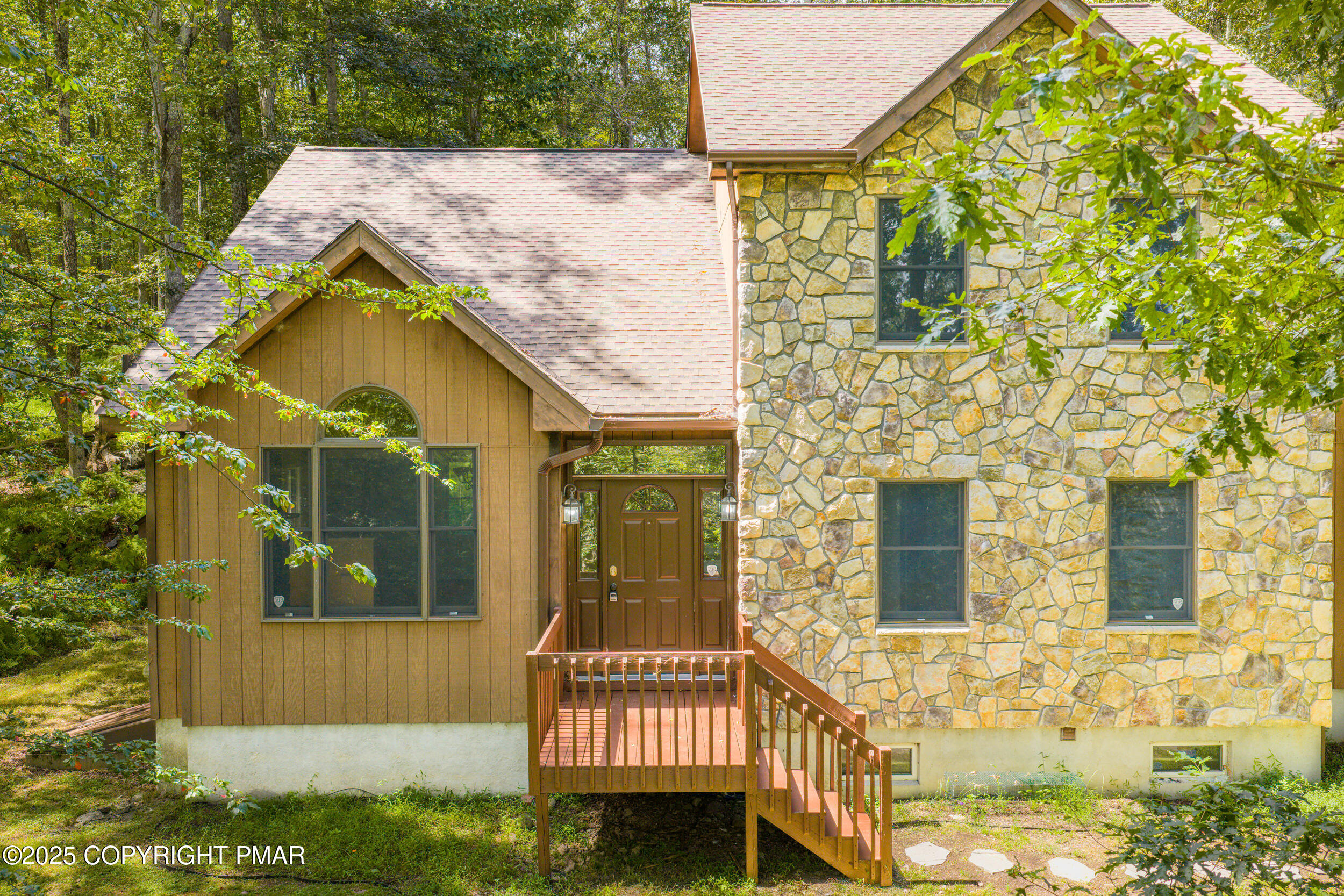 5110 Oak Lane Canadensis, PA 18325 - Photo 57 of 58 a front view of a house