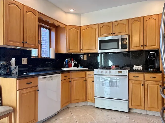 $980,000 | 311 Bay 14th Street | Bath Beach