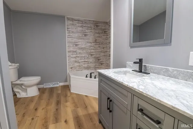 $129,900 | 221 North Chase Street, Sullivan, IN 47882