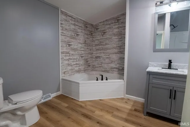 $129,900 | 221 North Chase Street, Sullivan, IN 47882