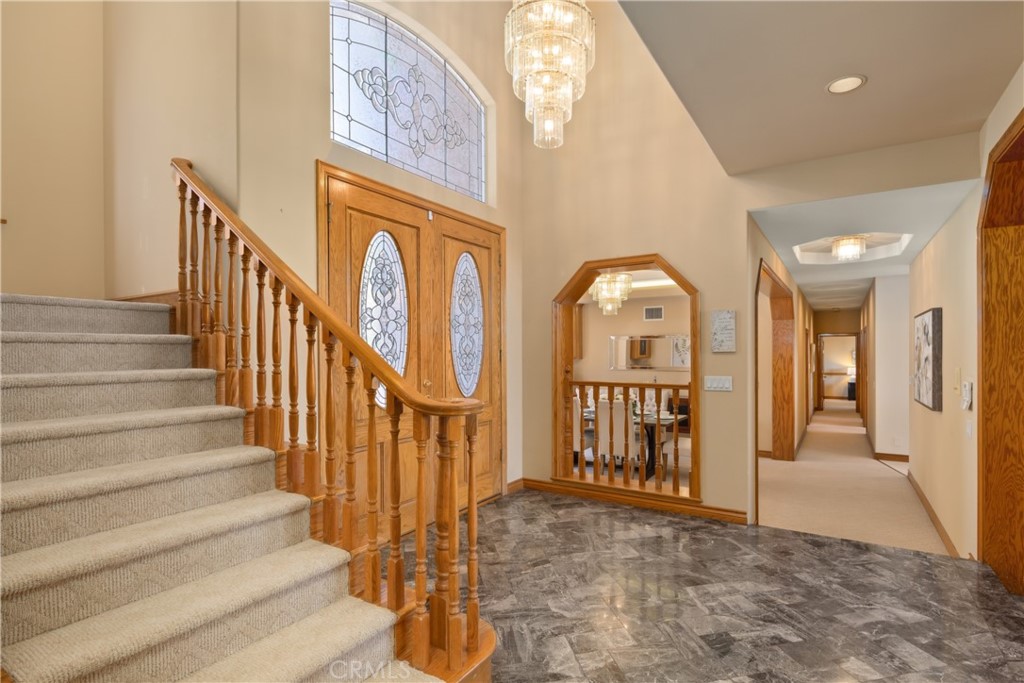 102 Mill Run Monrovia, CA 91016 - Photo 11 of 75