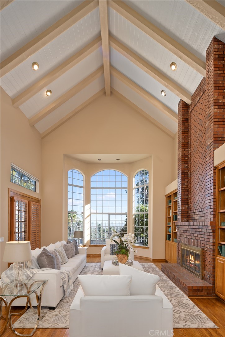 102 Mill Run Monrovia, CA 91016 - Photo 18 of 75