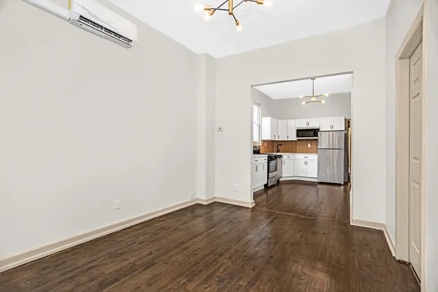 $1,895 | 2634 West Cortez Street, Unit 2R, Chicago, IL 60622