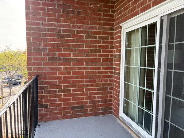 $2,200 | 57 Hunt Club Drive, Unit 57, St. Charles, IL 60174