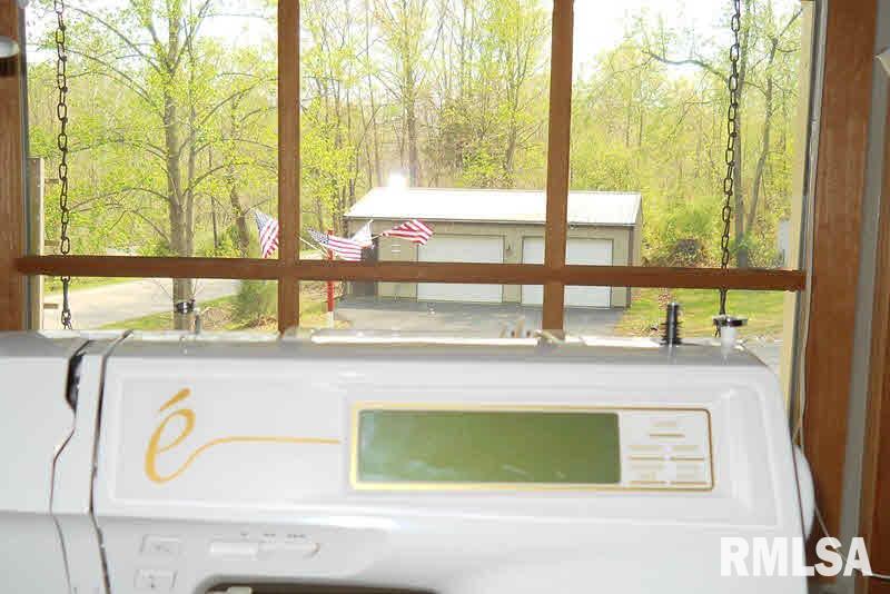 1285 Cobden School Road Cobden, IL 62920 - Photo 10 of 24 Gallery Image 10