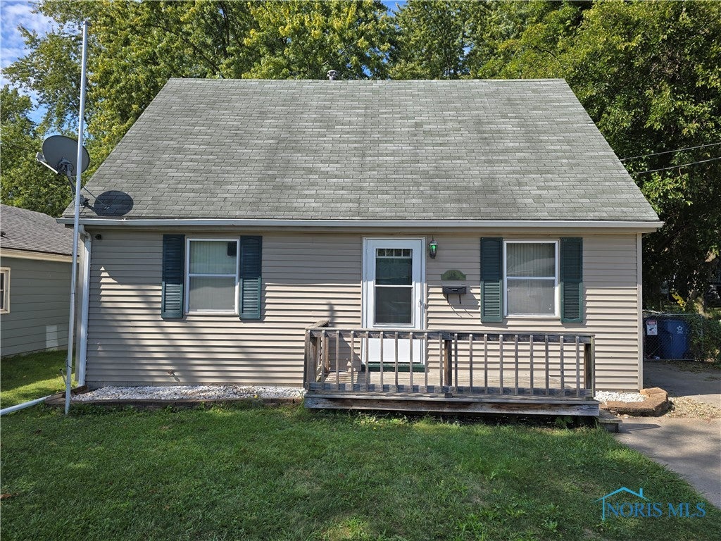 1116 Cresceus Road Oregon, OH 43616 - Photo 1 of 30 Gallery Image 1