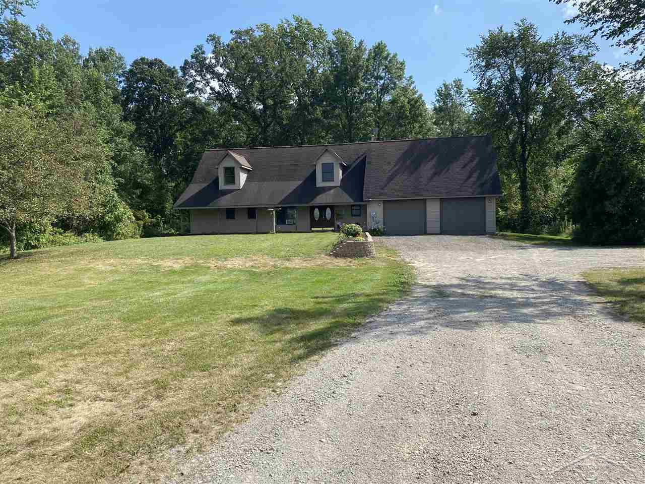 18085 Roosevelt Road Merrill, MI 48637 - Photo 5 of 33