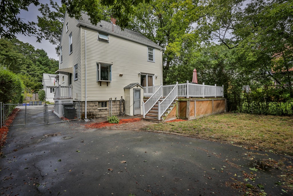 6 Allison Road Saugus, MA 01906 - Photo 4 of 21 Gallery Image 4