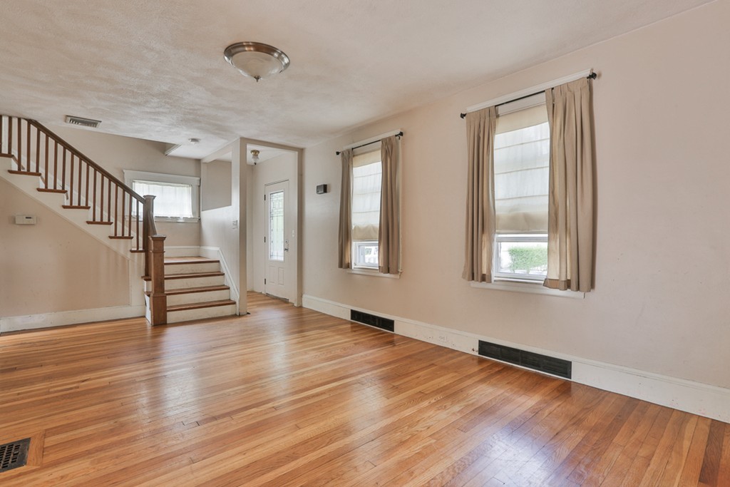 6 Allison Road Saugus, MA 01906 - Photo 6 of 21 Gallery Image 6