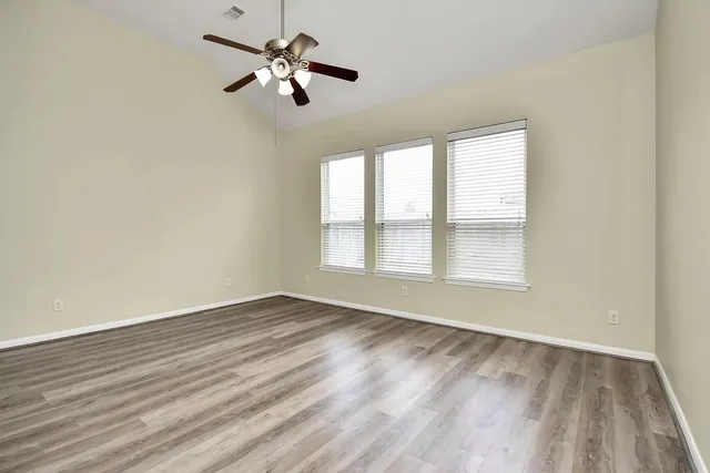 $3,250 | 6315 Bain Drive, Missouri City, TX 77459